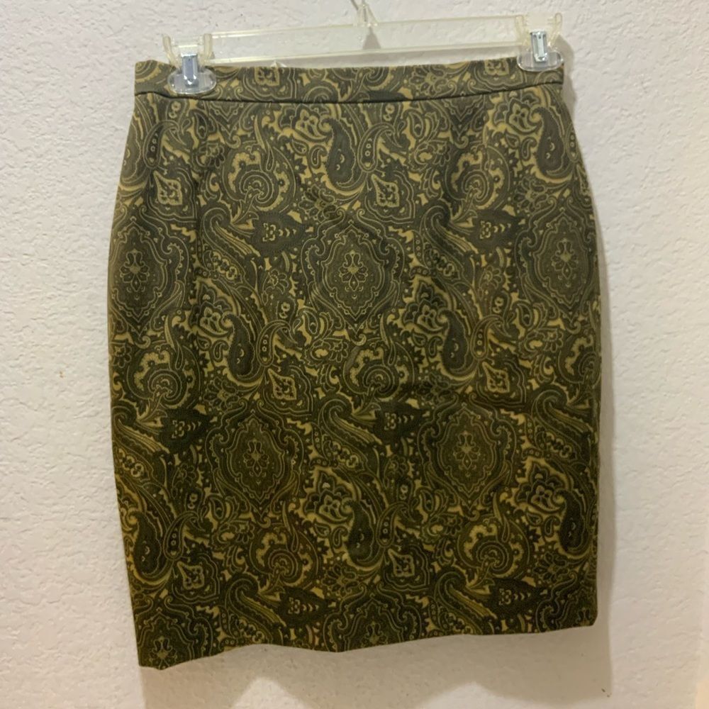 ESCADA Pull-On Paisley Skirt Size 40 Multicolor wool blend
